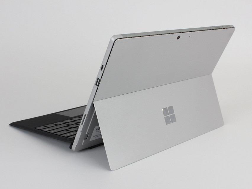 Refurbished Microsoft Surface Pro 7 (1866), i5-1035G4, 8 GB,LPDDR4, 12,3" ins., 2736x1824 px, SSD, 256 GB Produktcode: 16024292 ESA-Tech Bild 7 von 13" title="Microsoft Surface Pro 7 (1866) - 199 €, Produktcode: 16024292 - Bild 7 von 13