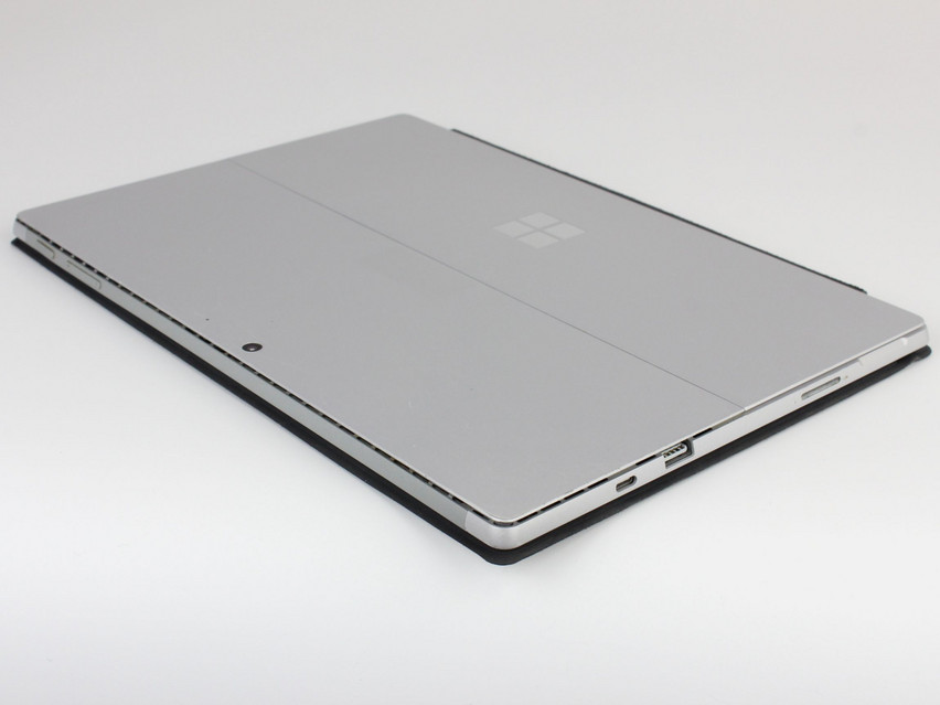 Refurbished Microsoft Surface Pro 7 (1866), i5-1035G4, 8 GB,LPDDR4, 12,3" ins., 2736x1824 px, SSD, 256 GB Produktcode: 16024292 ESA-Tech Bild 11 von 13" title="Microsoft Surface Pro 7 (1866) - 199 €, Produktcode: 16024292 - Bild 11 von 13