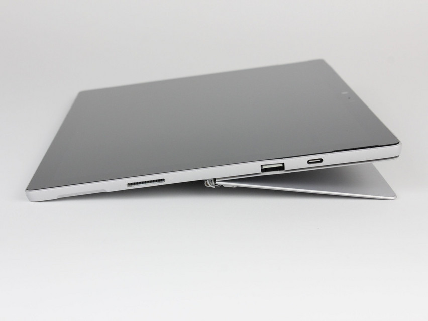 Refurbished Microsoft Surface Pro 7 (1866), i5-1035G4, 8 GB,LPDDR4, 12,3" ins., 2736x1824 px, SSD, 256 GB Produktcode: 16024291 ESA-Tech Bild 11 von 17" title="Microsoft Surface Pro 7 (1866) - 199 €, Produktcode: 16024291 - Bild 11 von 17