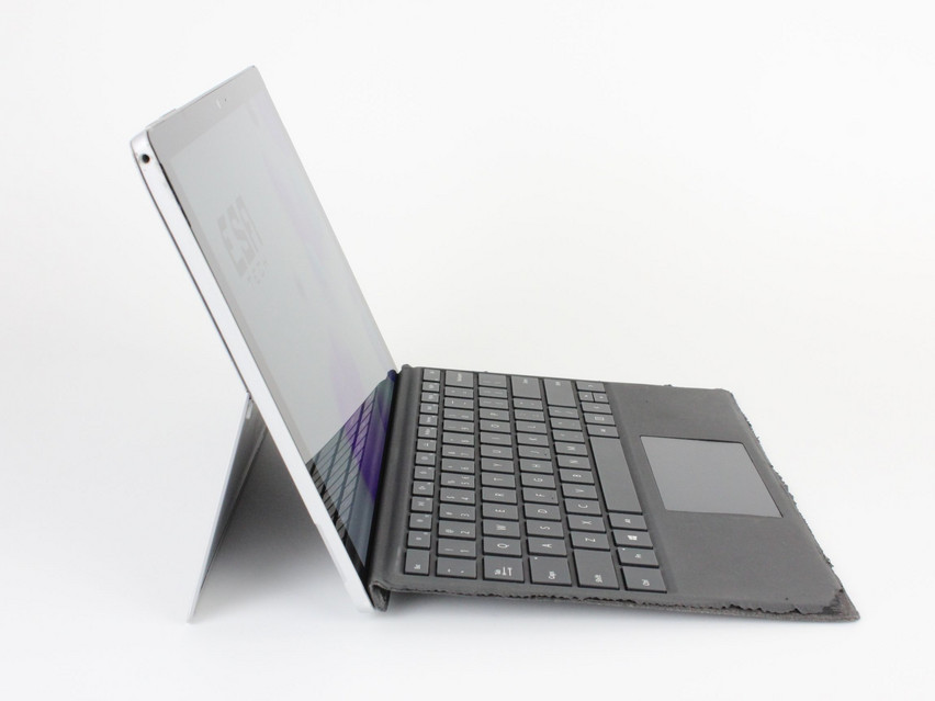 Refurbished Microsoft Surface Pro 7 (1866), i5-1035G4, 8 GB,LPDDR4, 12,3" ins., 2736x1824 px, SSD, 256 GB Produktcode: 16024291 ESA-Tech Bild 7 von 17" title="Microsoft Surface Pro 7 (1866) - 199 €, Produktcode: 16024291 - Bild 7 von 17
