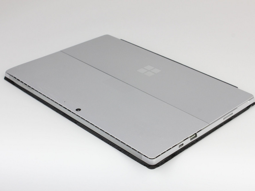 Refurbished Microsoft Surface Pro 7 (1866), i5-1035G4, 8 GB,LPDDR4, 12,3" ins., 2736x1824 px, SSD, 256 GB Produktcode: 16024291 ESA-Tech Bild 13 von 17" title="Microsoft Surface Pro 7 (1866) - 199 €, Produktcode: 16024291 - Bild 13 von 17
