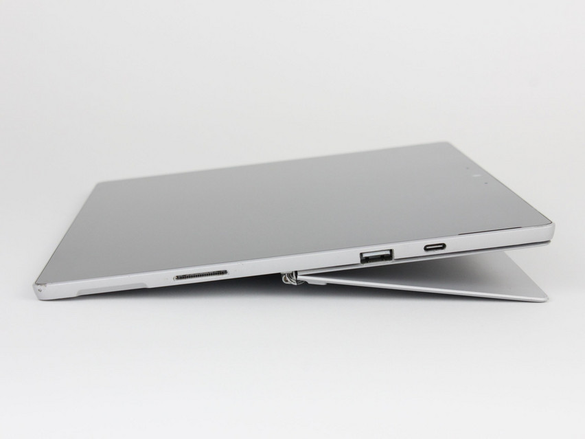 Refurbished Microsoft Surface Pro 7+ (1960), i5-1135G7, 16 GB,LPDDR4, 12,3" ins., 2736x1824 px, SSD, 256 GB Produktcode: 16024716 ESA-Tech Bild 9 von 14" title="Microsoft Surface Pro 7+ (1960) - 349 €, Produktcode: 16024716 - Bild 9 von 14
