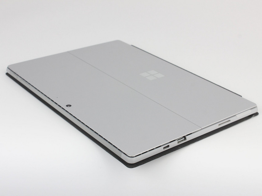 Refurbished Microsoft Surface Pro 7+ (1960), i5-1135G7, 16 GB,LPDDR4, 12,3" ins., 2736x1824 px, SSD, 256 GB Produktcode: 16024716 ESA-Tech Bild 10 von 14" title="Microsoft Surface Pro 7+ (1960) - 349 €, Produktcode: 16024716 - Bild 10 von 14