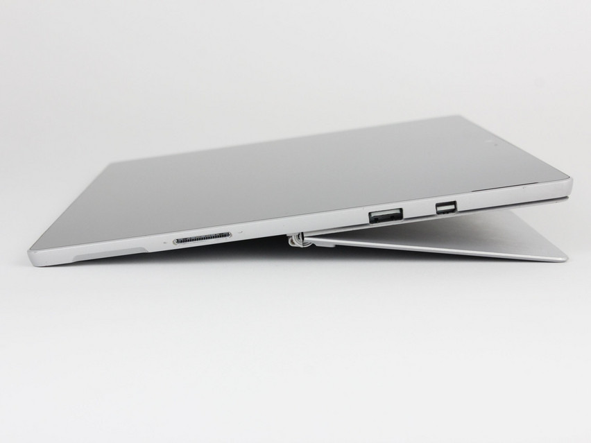 Refurbished Microsoft Surface Pro 5 (1796), i5-7300U, 8 GB,LPDDR3, 12,3" ins., 2736x1824 px, SSD, 256 GB Product code: 16024705 ESA-Tech Image 8 of 13" title="Microsoft Surface Pro 5 (1796) - 189 €, Product code: 16024705 - Image 8 of 13