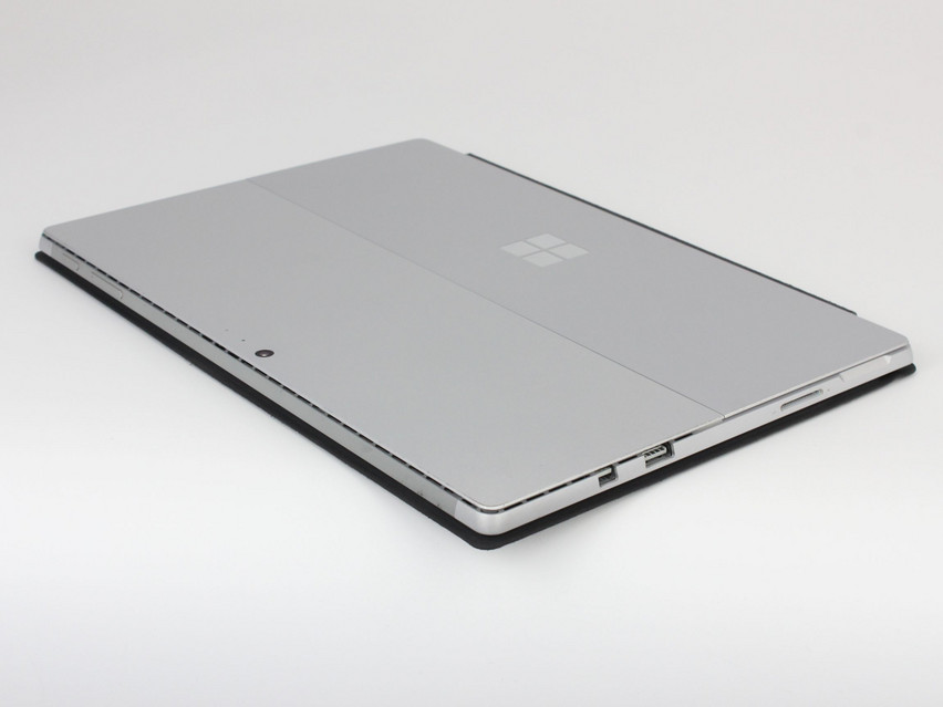 Refurbished Microsoft Surface Pro 5 (1796), i5-7300U, 8 GB,LPDDR3, 12,3" ins., 2736x1824 px, SSD, 256 GB Product code: 16024705 ESA-Tech Image 11 of 13" title="Microsoft Surface Pro 5 (1796) - 189 €, Product code: 16024705 - Image 11 of 13
