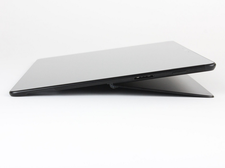 Refurbished Microsoft Surface Pro X SQ2, Microsoft SQ® 2, 16 GB,LPDDR4X, 13,0" ins., 2880x1920 px, SSD, 512 GB Produktcode: 16024287 ESA-Tech Bild 4 von 6" title="Microsoft Surface Pro X SQ2 - 299 €, Produktcode: 16024287 - Bild 4 von 6