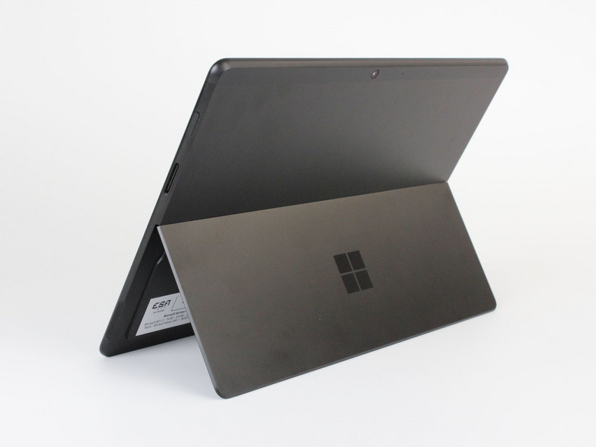 Refurbished Microsoft Surface Pro X SQ2, Microsoft SQ® 2, 16 GB,LPDDR4X, 13,0" ins., 2880x1920 px, SSD, 512 GB Produktcode: 16024287 ESA-Tech Bild 2 von 6" title="Microsoft Surface Pro X SQ2 - 299 €, Produktcode: 16024287 - Bild 2 von 6