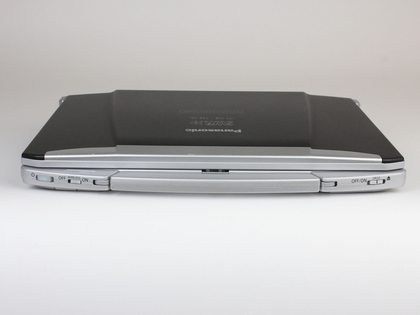 Refurbished Panasonic TOUGHBOOK CF-F9, i5-520M, 4 GB,DDR3, 14,0" ins., 1440x900 px, SSD, 256 GB Produktcode: 15014767 ESA-Tech Bild 6 von 11" title="Panasonic TOUGHBOOK CF-F9 - 149 €, Produktcode: 15014767 - Bild 6 von 11
