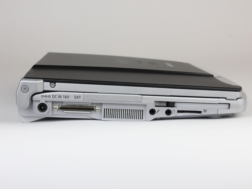 Refurbished Panasonic TOUGHBOOK CF-F9, i5-520M, 4 GB,DDR3, 14,0" ins., 1440x900 px, SSD, 256 GB Produktcode: 15014767 ESA-Tech Bild 8 von 11" title="Panasonic TOUGHBOOK CF-F9 - 149 €, Produktcode: 15014767 - Bild 8 von 11