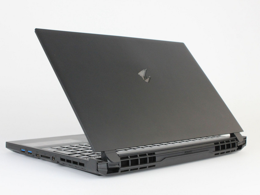 Refurbished AORUS 15P XD, i7-11800H, 64 GB,DDR4, 15,6" ins., 1920x1080 px, SSD, 1 TB Produktcode: 39014775 ESA-Tech Bild 5 von 11" title="AORUS 15P XD - 699 €, Produktcode: 39014775 - Bild 5 von 11