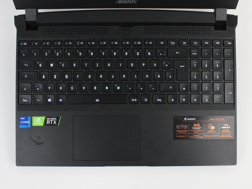Refurbished AORUS 15P XD, i7-11800H, 64 GB,DDR4, 15,6" ins., 1920x1080 px, SSD, 1 TB Produktcode: 39014775 ESA-Tech Bild 2 von 11" title="AORUS 15P XD - 699 €, Produktcode: 39014775 - Bild 2 von 11