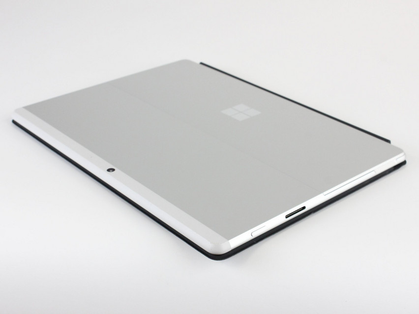 Refurbished Microsoft Surface Pro X SQ2, 2, 16 GB,LPDDR4X, 13,0" ins., 2880x1920 px, SSD, 256 GB Produktcode: 16025139 ESA-Tech Bild 10 von 11" title="Microsoft Surface Pro X SQ2 - 499 €, Produktcode: 16025139 - Bild 10 von 11