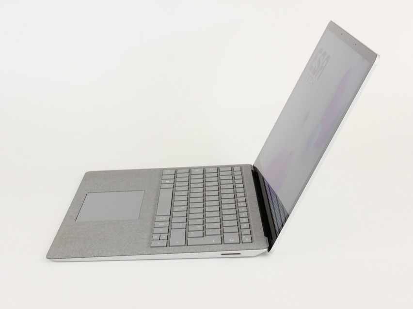 Refurbished Microsoft Surface Laptop 1 (Modell 1769), i5-7300U, 8 GB,LPDDR3, 13,5" ins., 2256x1504 px, SSD, 256 GB Produktcode: 16015030 ESA-Tech Bild 4 von 7" title="Microsoft Surface Laptop 1 (Modell 1769) - 249 €, Produktcode: 16015030 - Bild 4 von 7