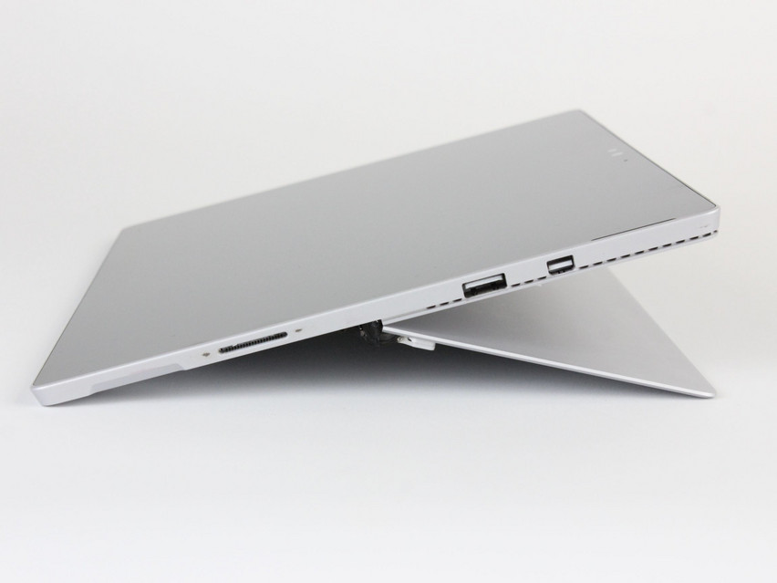 Refurbished Microsoft Surface Pro 4 (1724), i5-6300U, 8 GB,LPDDR3, 12,3" ins., 2736x1824 px, SSD, 256 GB Product code: 16024875 ESA-Tech Image 9 of 12" title="Microsoft Surface Pro 4 (1724) - 139 €, Product code: 16024875 - Image 9 of 12