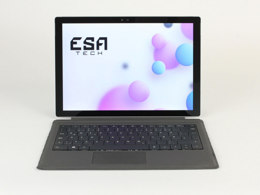 Refurbished Microsoft Surface Pro 4 (1724), i5-6300U, 8 GB,LPDDR3, 12,3" ins., 2736x1824 px, SSD, 256 GB Produktcode: 16024877 ESA-Tech Bild 1 von 9" title="Microsoft Surface Pro 4 (1724) - 179 €, Produktcode: 16024877 - Bild 1 von 9