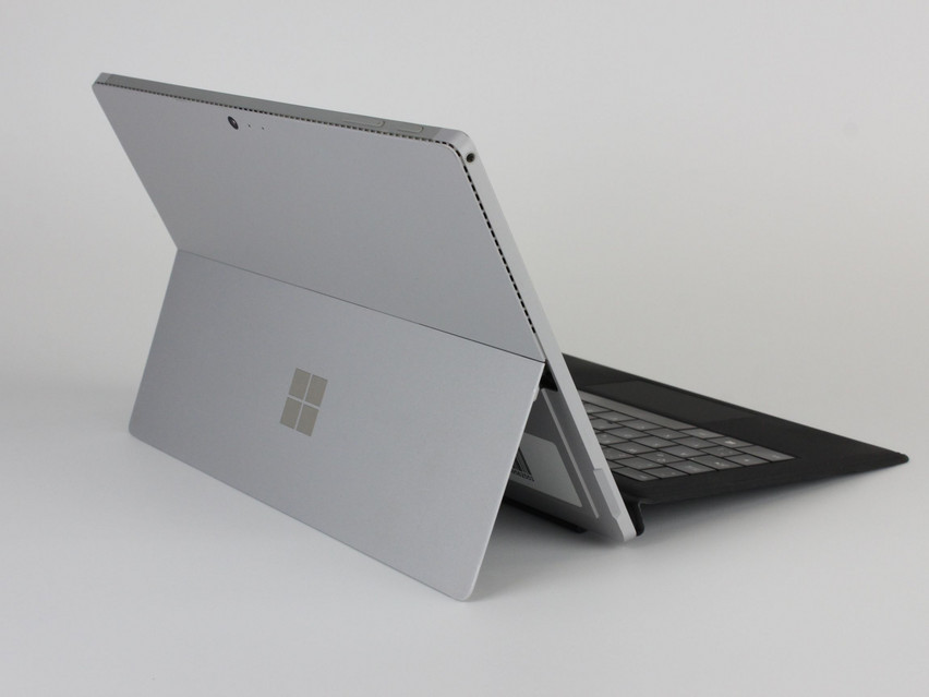 Refurbished Microsoft Surface Pro 4 (1724), i5-6300U, 8 GB,LPDDR3, 12,3" ins., 2736x1824 px, SSD, 256 GB Produktcode: 16024881 ESA-Tech Bild 6 von 9" title="Microsoft Surface Pro 4 (1724) - 179 €, Produktcode: 16024881 - Bild 6 von 9