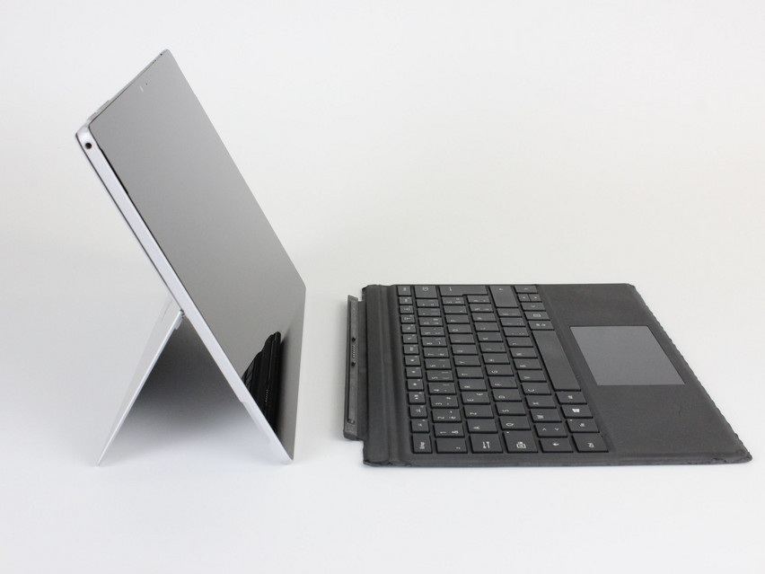 Refurbished Microsoft Surface Pro 5 (1796), i5-7300U, 4 GB,LPDDR3, 12,3" ins., 2736x1824 px, SSD, 128 GB Produktcode: 16024871 ESA-Tech Bild 3 von 12" title="Microsoft Surface Pro 5 (1796) - 109 €, Produktcode: 16024871 - Bild 3 von 12
