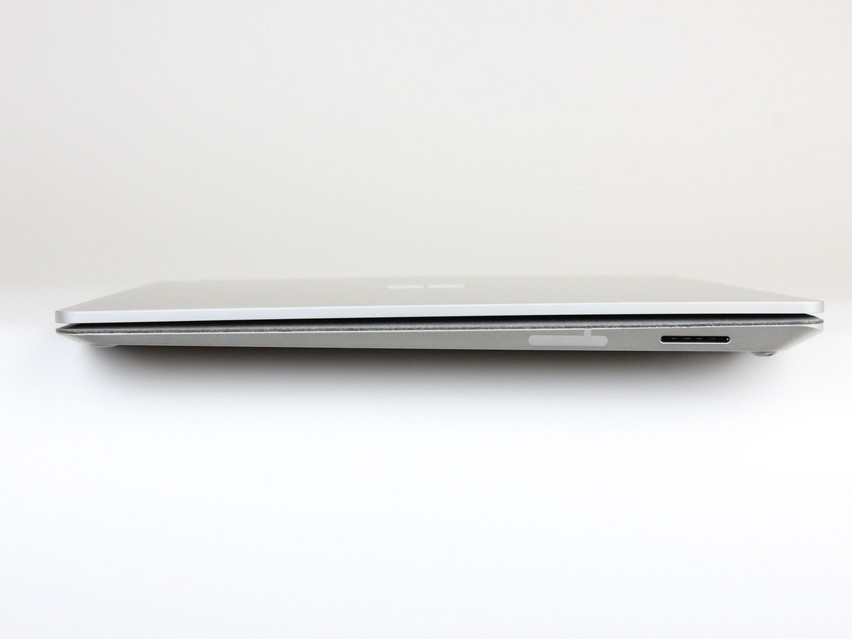 Refurbished Microsoft Surface Laptop 2 (Modell 1769), i5-8350U, 8 GB,LPDDR3, 13,5" ins., 2256x1504 px, SSD, 256 GB Produktcode: 16015053 ESA-Tech Bild 5 von 7" title="Microsoft Surface Laptop 2 (Modell 1769) - 249 €, Produktcode: 16015053 - Bild 5 von 7
