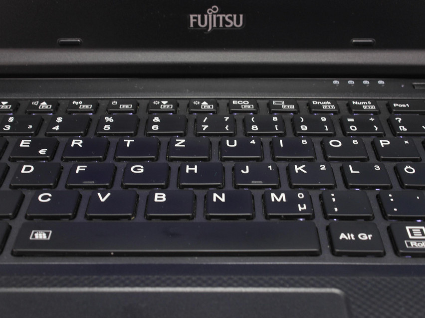 Refurbished Fujitsu LIFEBOOK E549, i5-8265U, 8 GB, DDR4, SSD, 512 GB Product code: 140174 ESA TECH Image 3 of 26