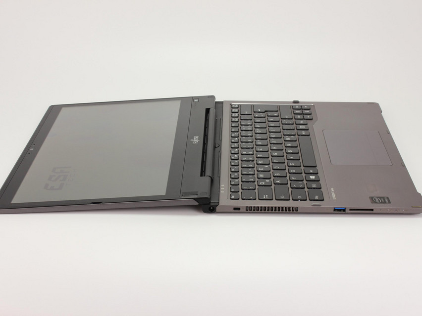 Refurbished Fujitsu LIFEBOOK T935, i5-5200U, 8 GB, DDR3, SSD, 256 GB Produktcode: 140194 ESA TECH Bild 15 von 28