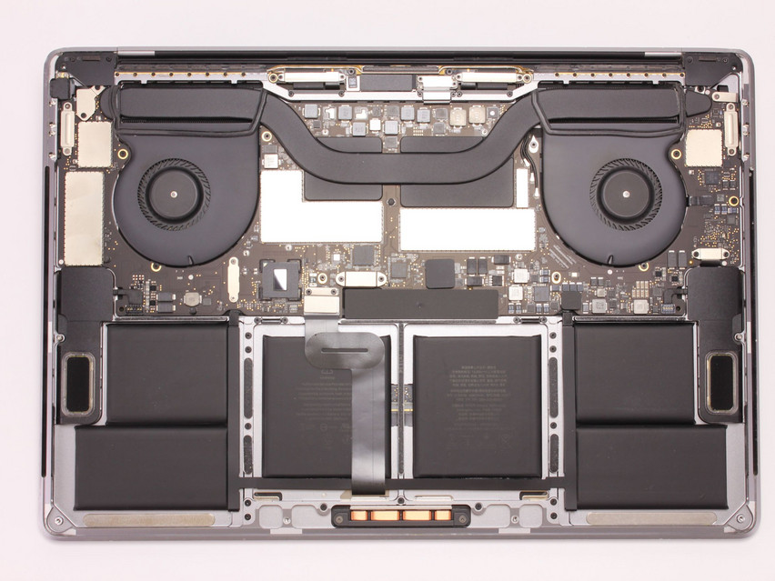 Refurbished Apple MacBook Pro 14,3 A1707 (2017), i7-7920HQ, 16 GB, LPDDR3, SSD, 1 TB Product code: 1201203 ESA TECH Image 21 of 21