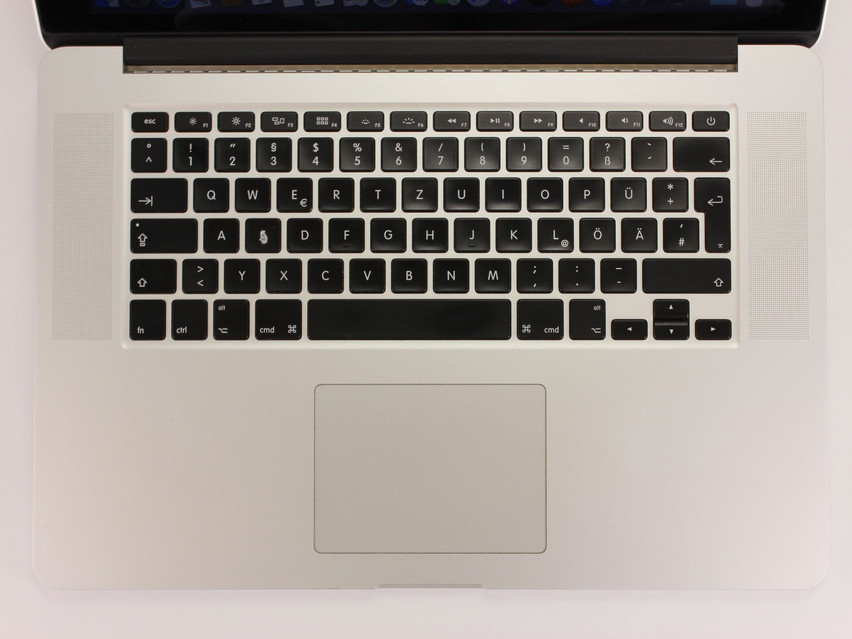 Refurbished Apple MacBook Pro 11,5 A1398 (2015), i7-4980HQ, 16 GB, DDR3, SSD, 251 GB Product code: 1201205 ESA TECH Image 2 of 20