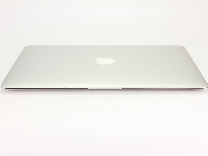 Refurbished Apple MacBook Air 7,2 A1466 (2017), i5-5250U, 8 GB, DDR3, SSD, 251 GB Produktcode: 1201319 ESA TECH Bild 9 von 17