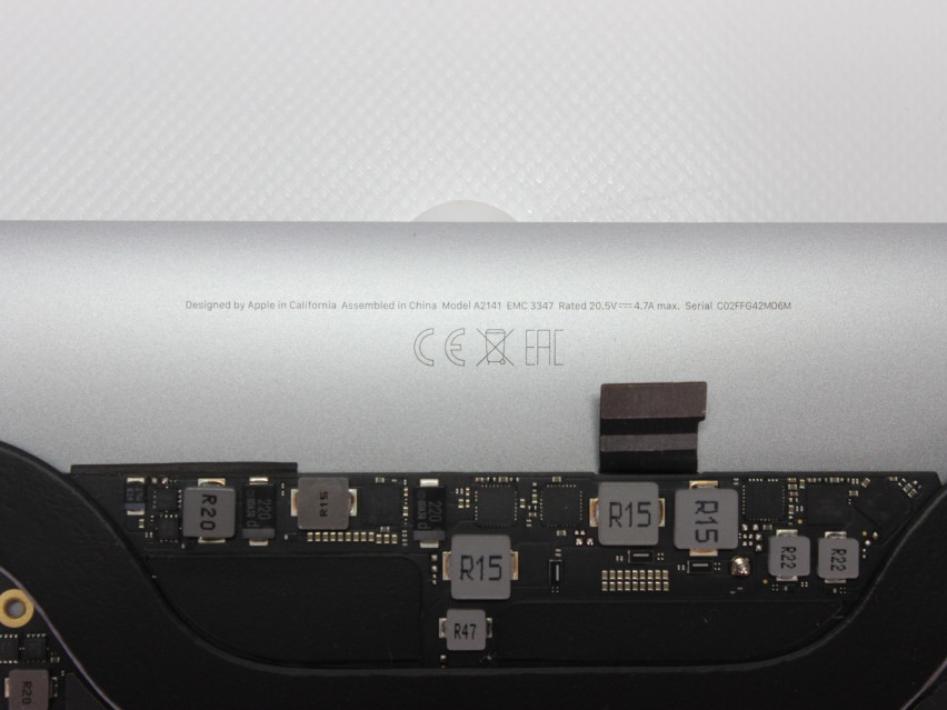 Gebraucht Hauptplatine (Motherboard) /  / 0 (820-01700-A), i7-9750H, r23096 ESA-TECH - Bild 1 von 10